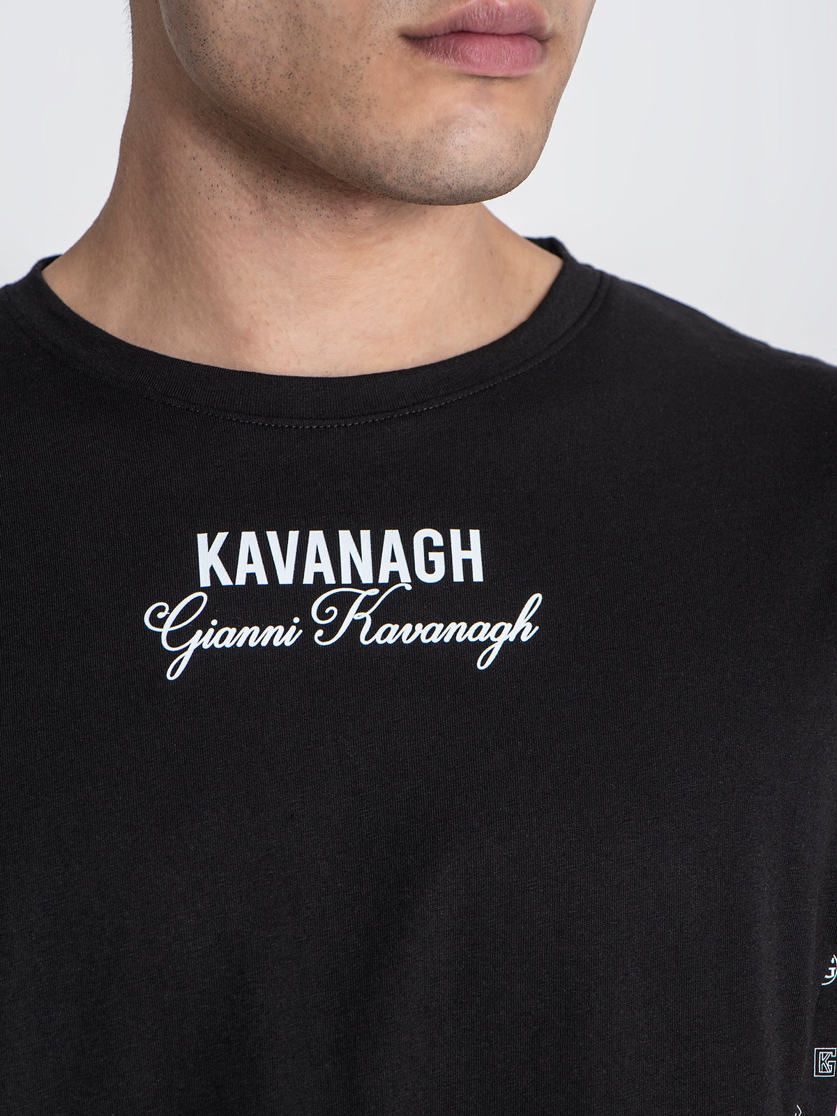 t-shirts / Black Logomania Tee