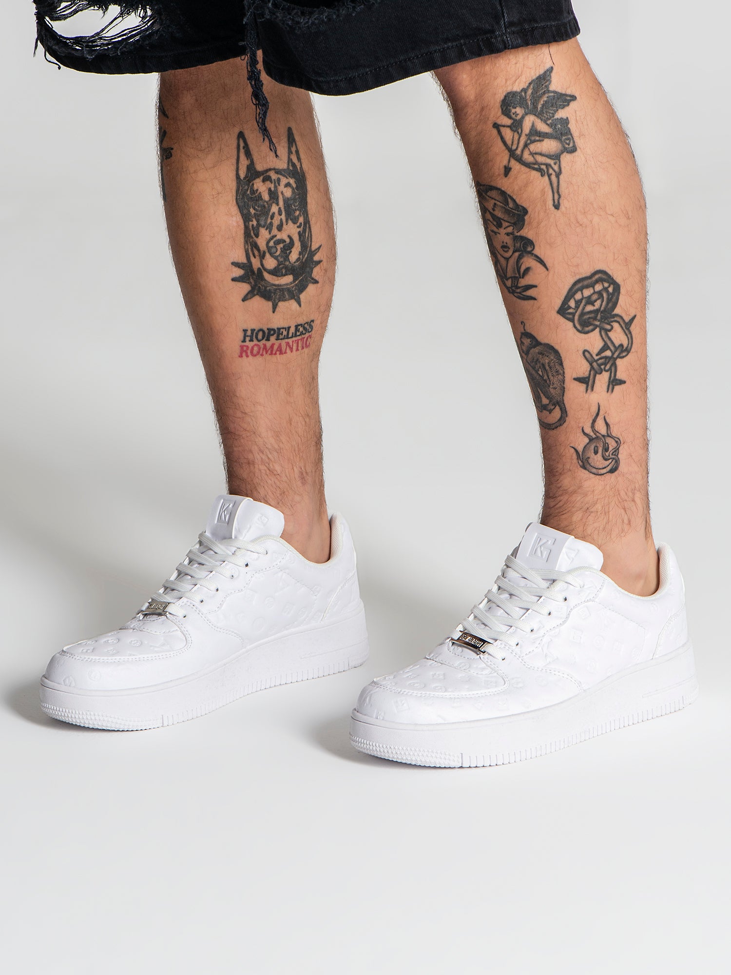 sneakers / White Mania Sneakers