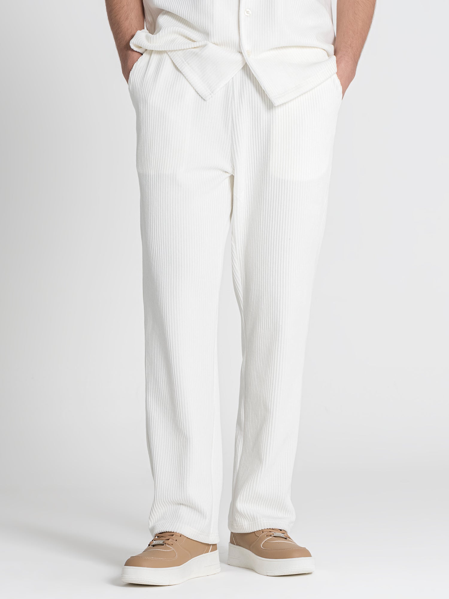 pants / White Surface Pants