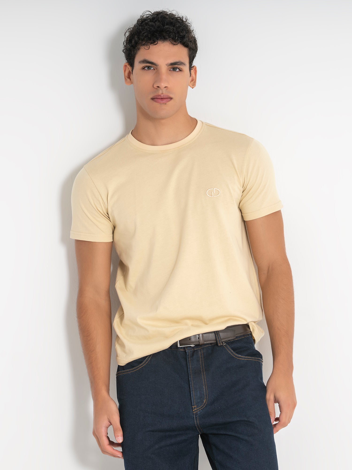 t-shirts / Beige Essence Micro Tee