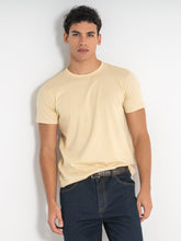 t-shirts / Beige Essence Micro Tee