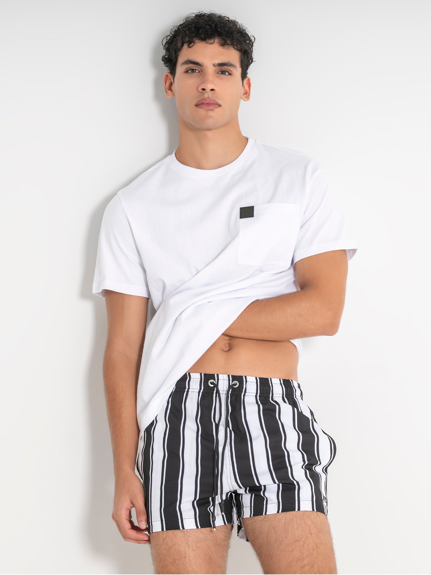 t-shirts / White Pocket Tee