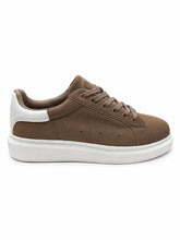 sneakers / Beige Sneakers