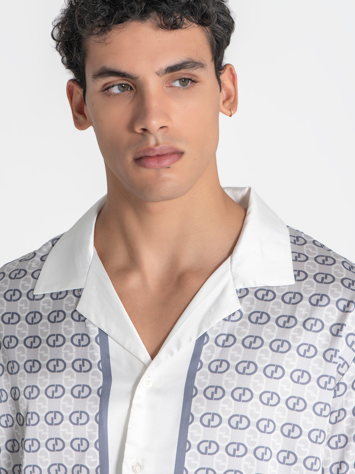 shirts / White GG Mania Satin Shirt