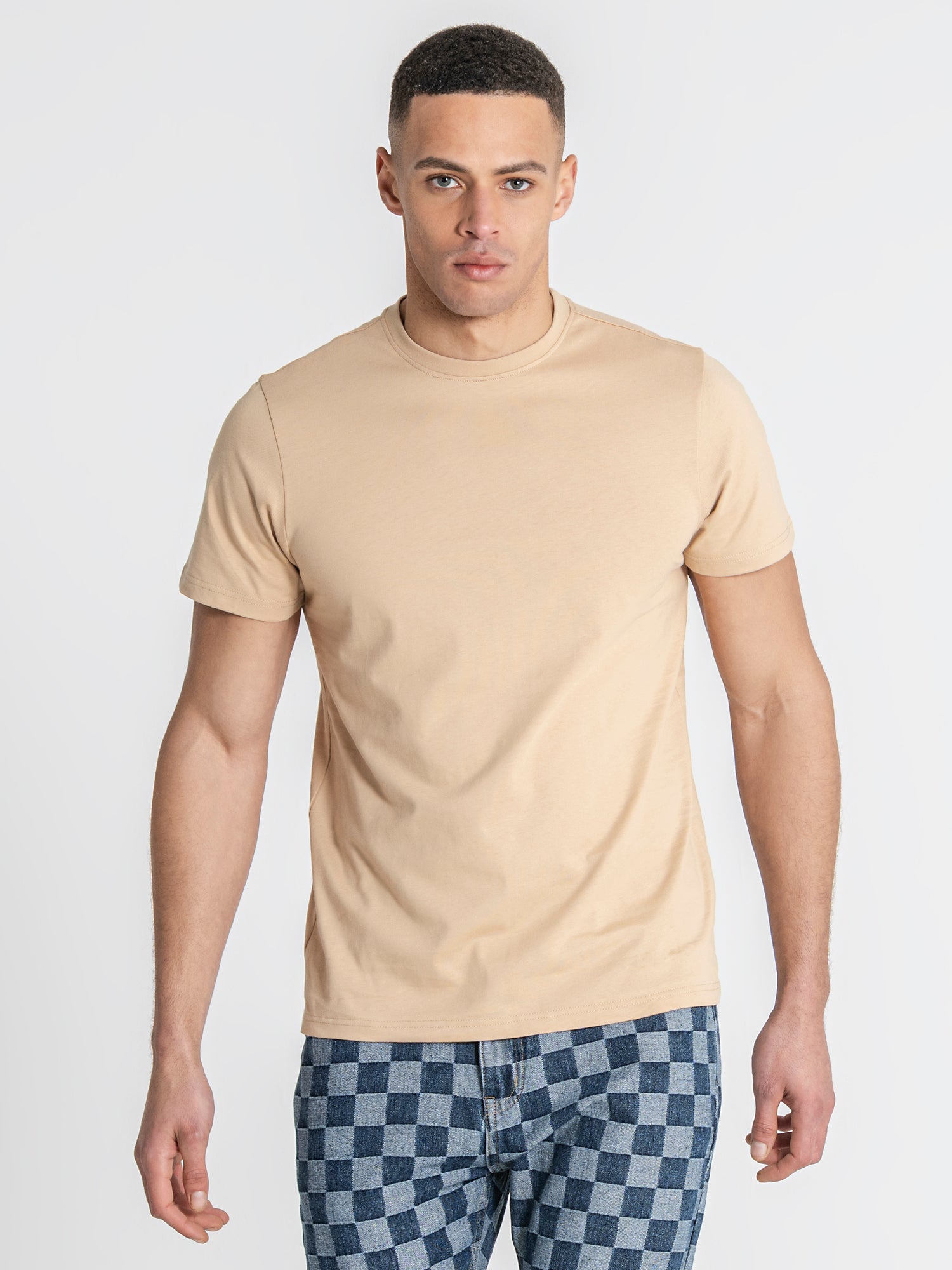 t-shirts / Beige GK Avenue Tee