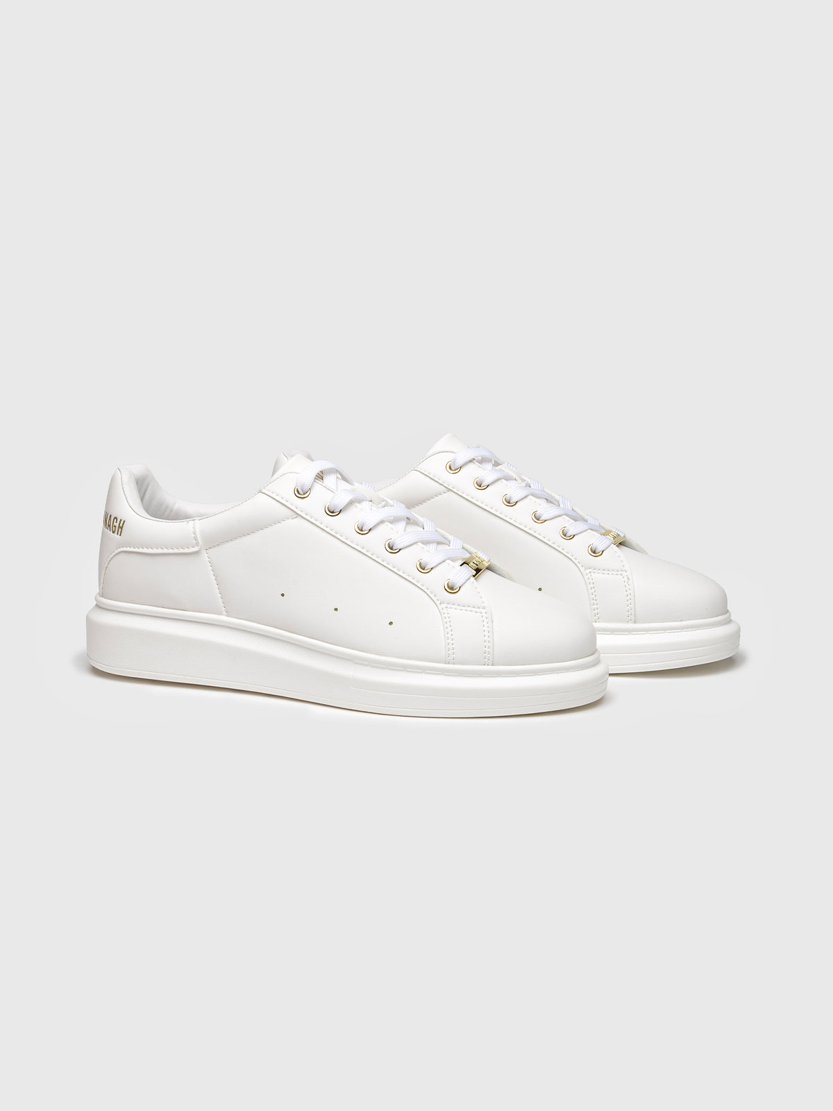 sneakers / White Core Upscale Sneakers