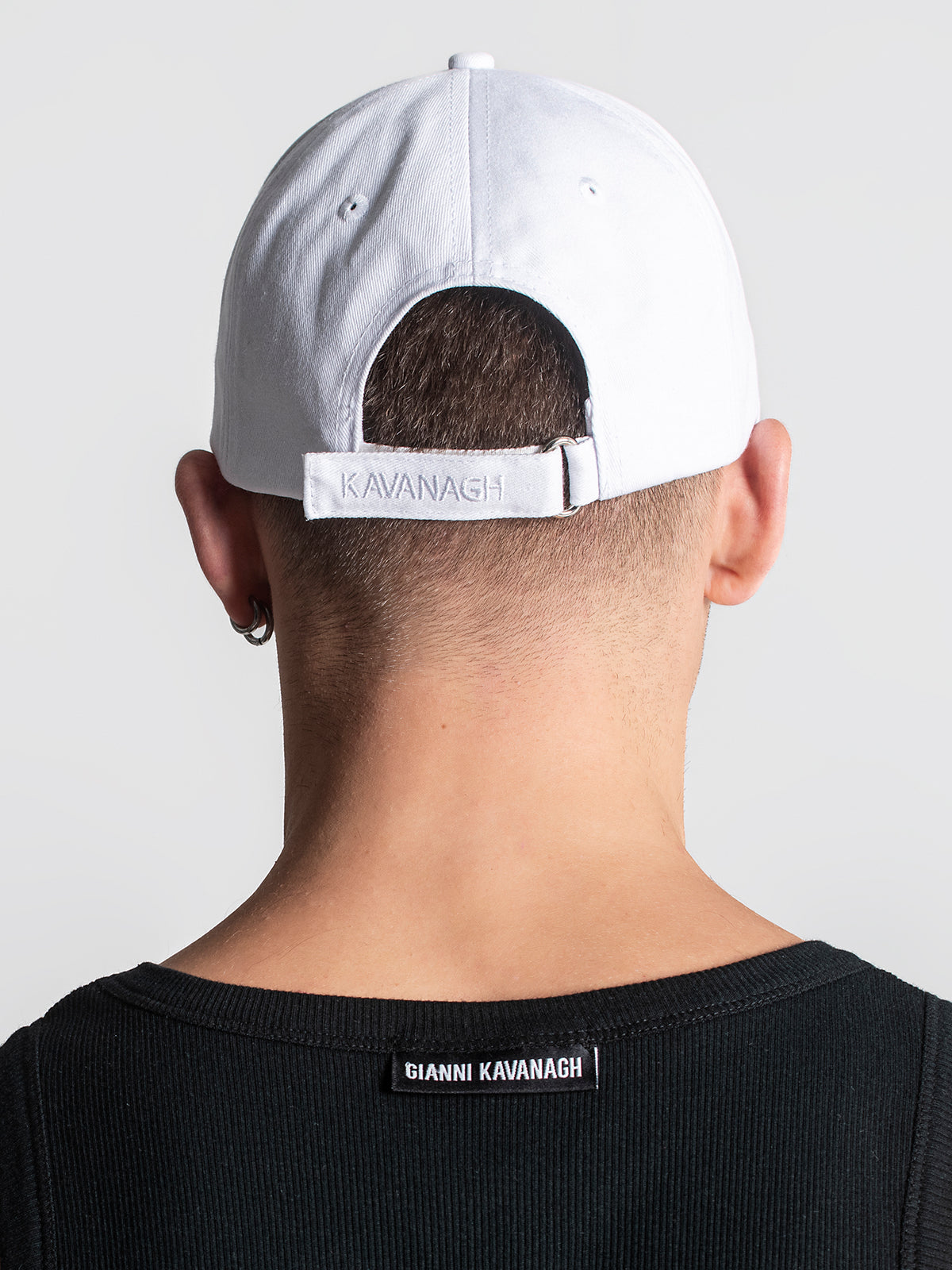 caps / White Nouveau Cap