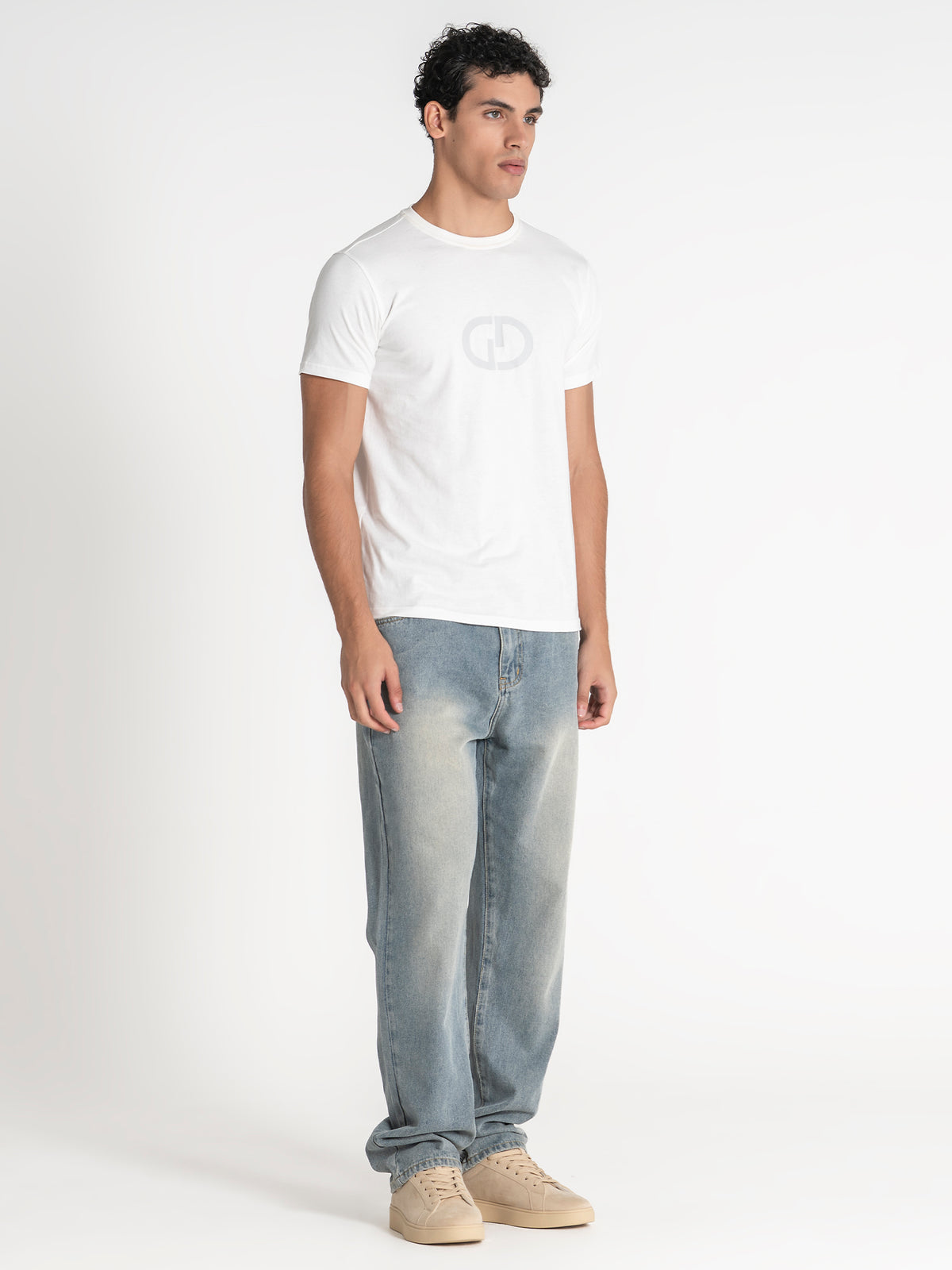 t-shirts / White Essence Tee
