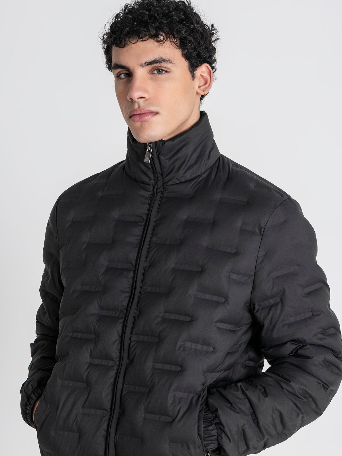 Doudoune Noire Code