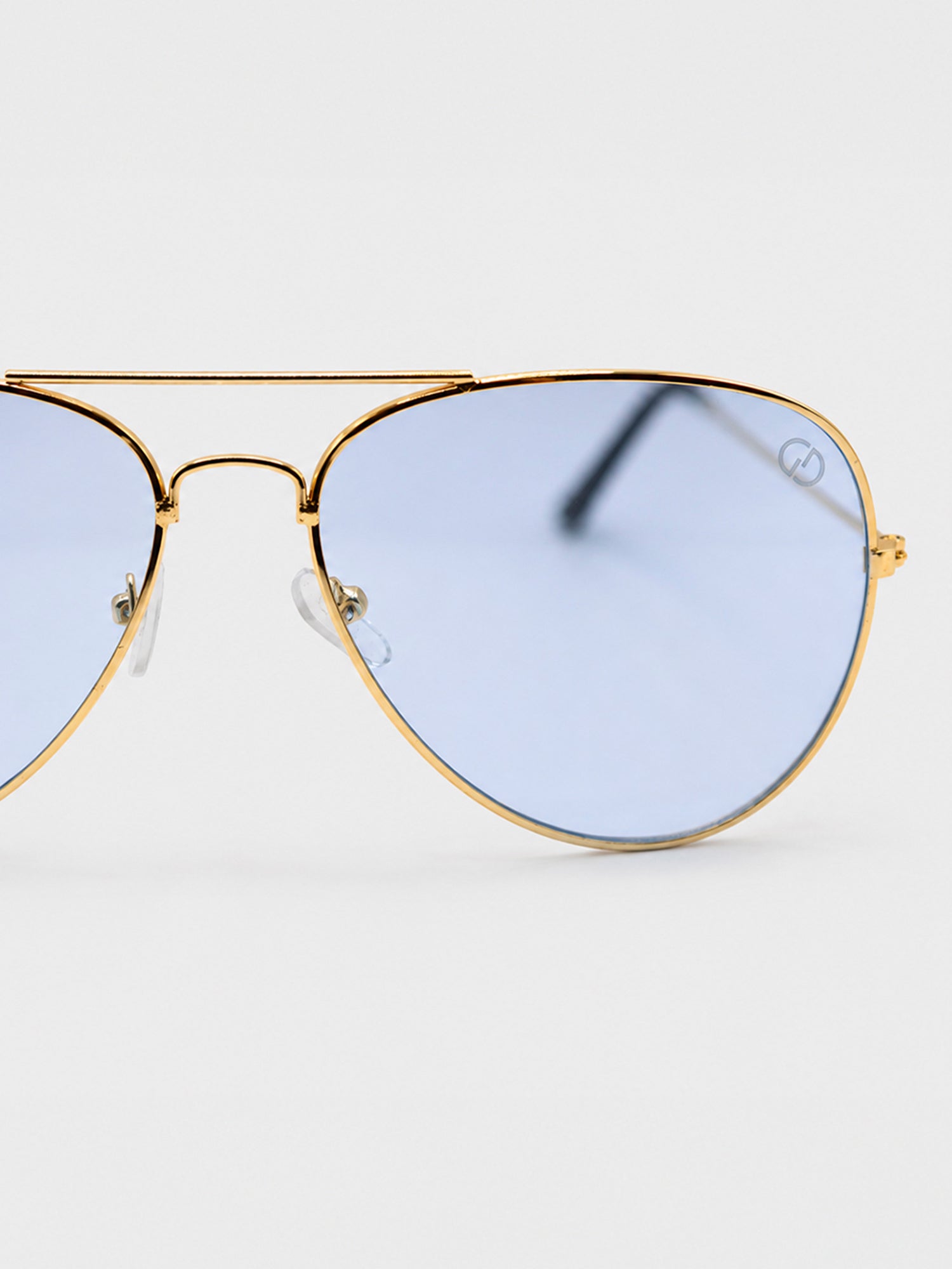 sunglasses / Blue Cyrel Sunglasses