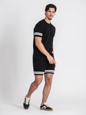 t-shirts / Black Retro Vibes Knit Tee