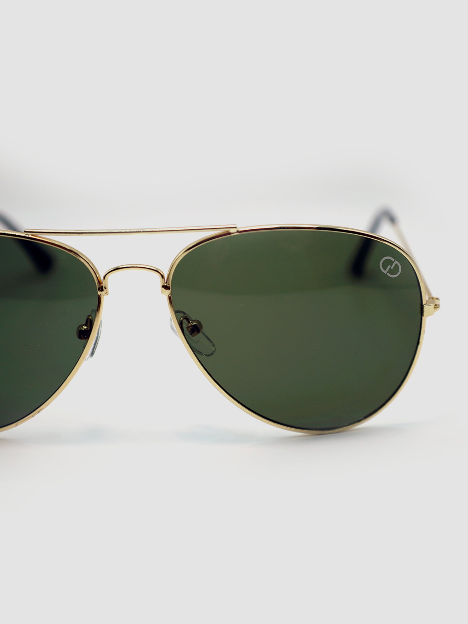 sunglasses / Gold Cyrel Sunglasses