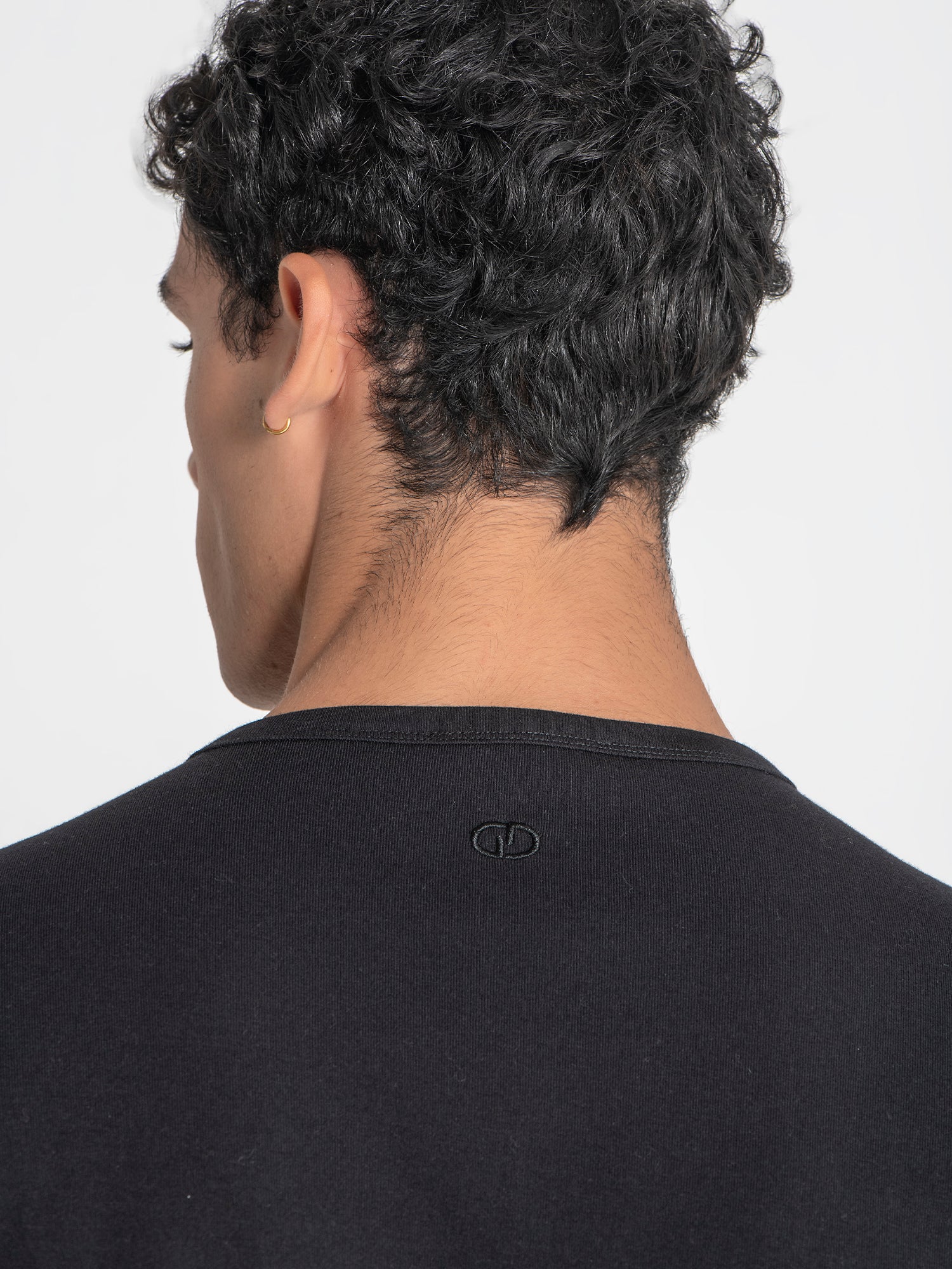 t-shirts / Black Button Henley Tee