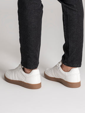 sneakers / White Soft Court Sneakers