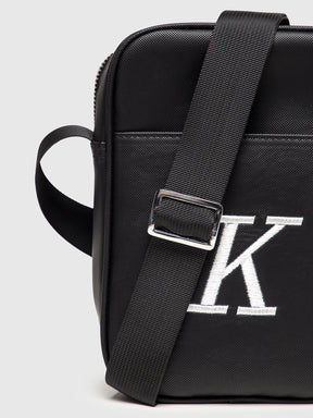 bags / Black K Shoulder Bag