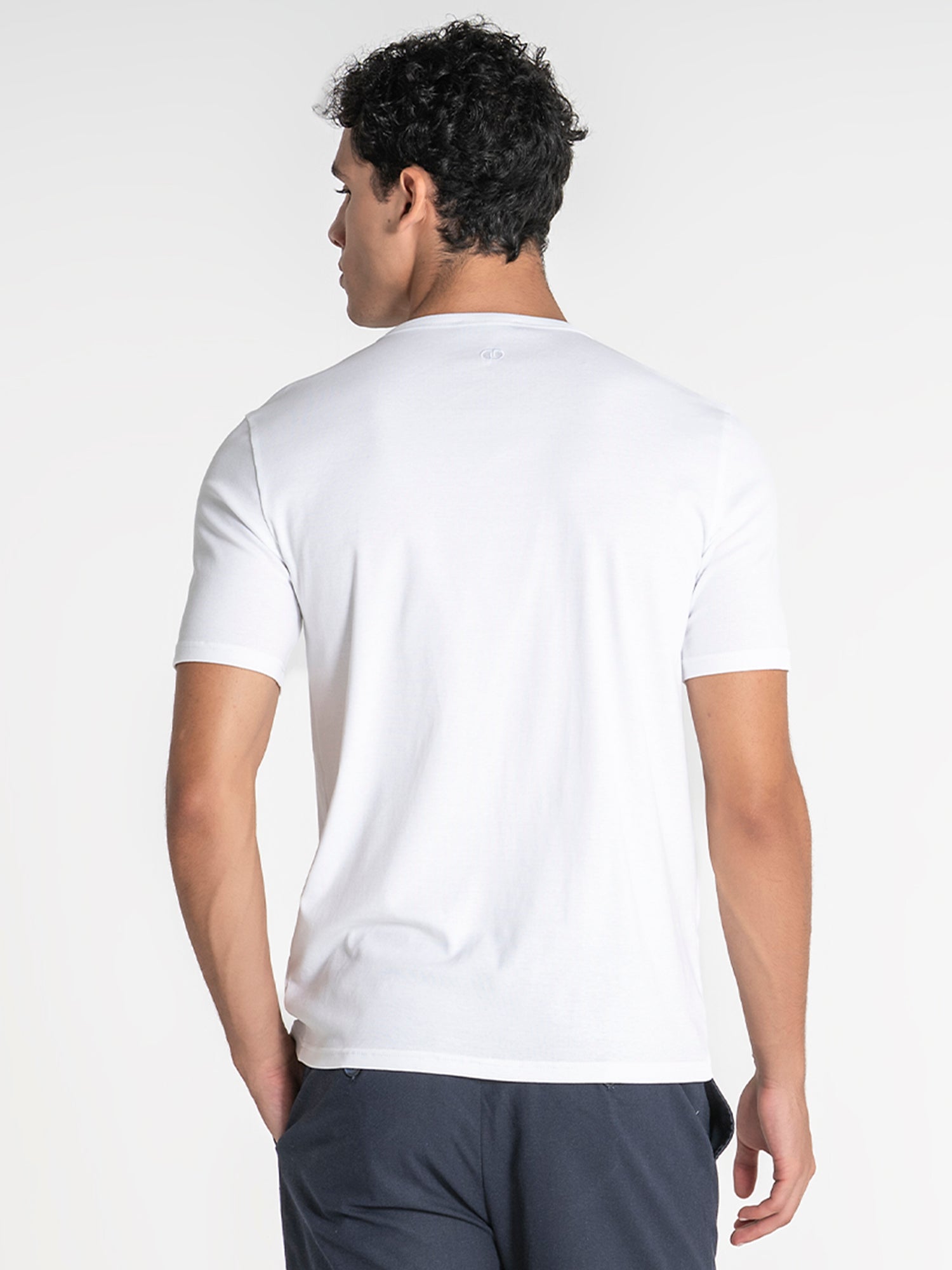 t-shirts / White Button Henley Tee