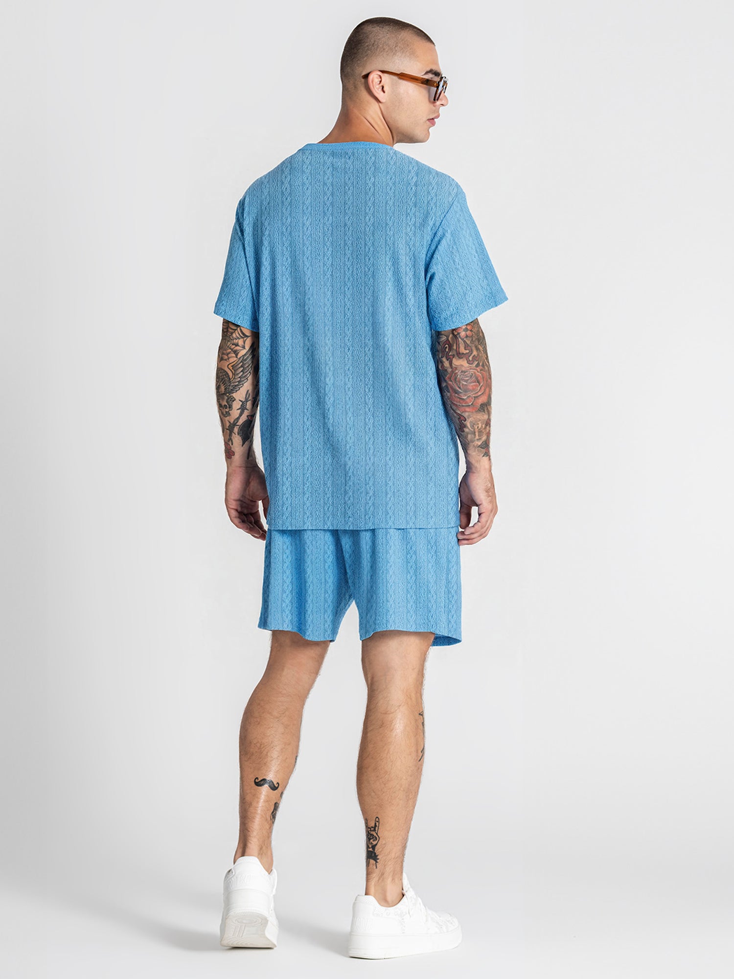 t-shirts / Light Blue Texture Tee