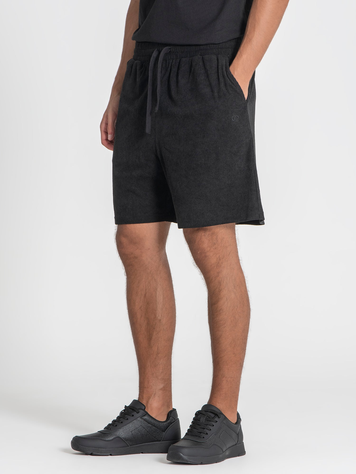 shorts / Black Crease Shorts