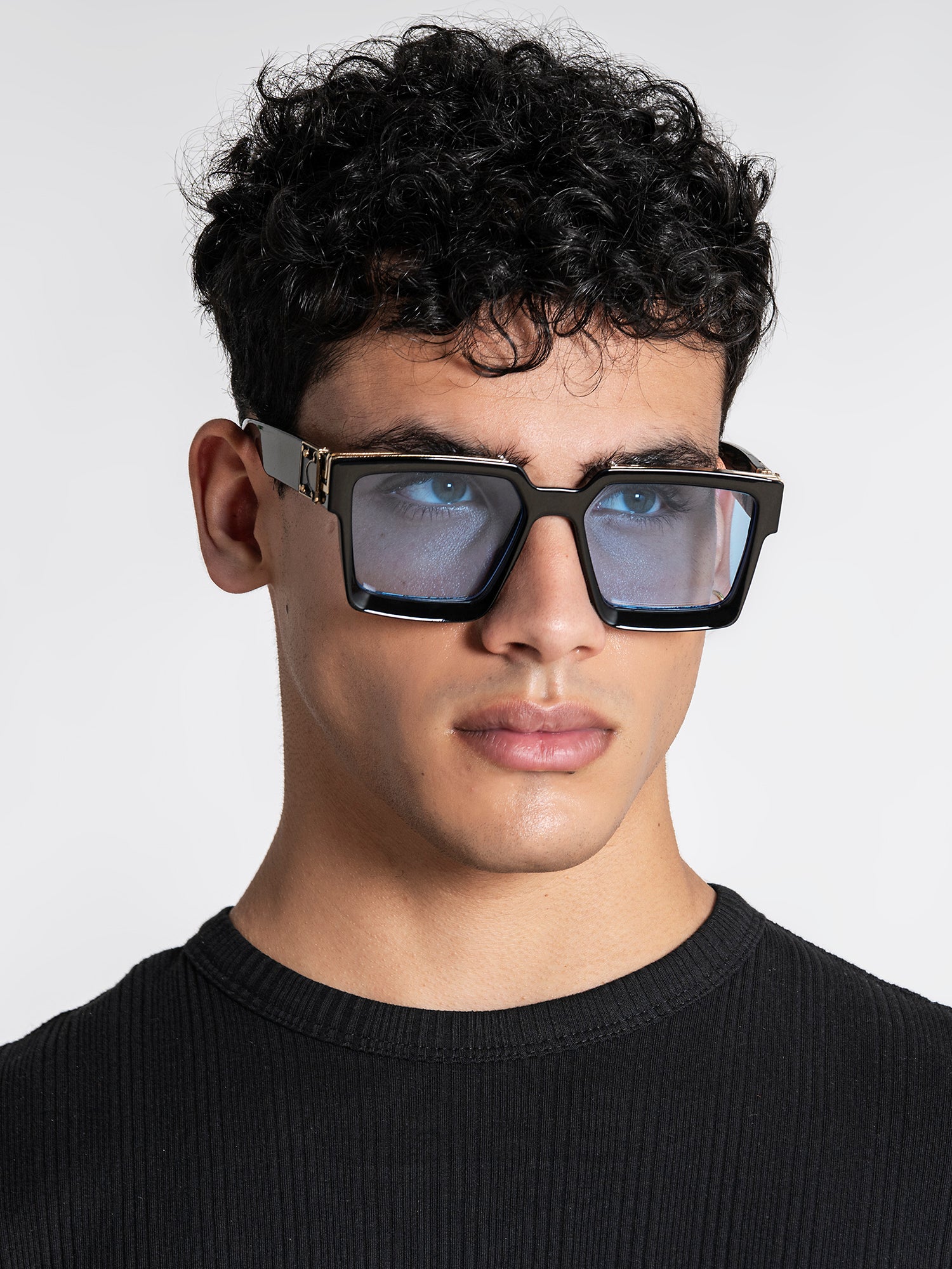 sunglasses / Black Sky Square Sunglasses