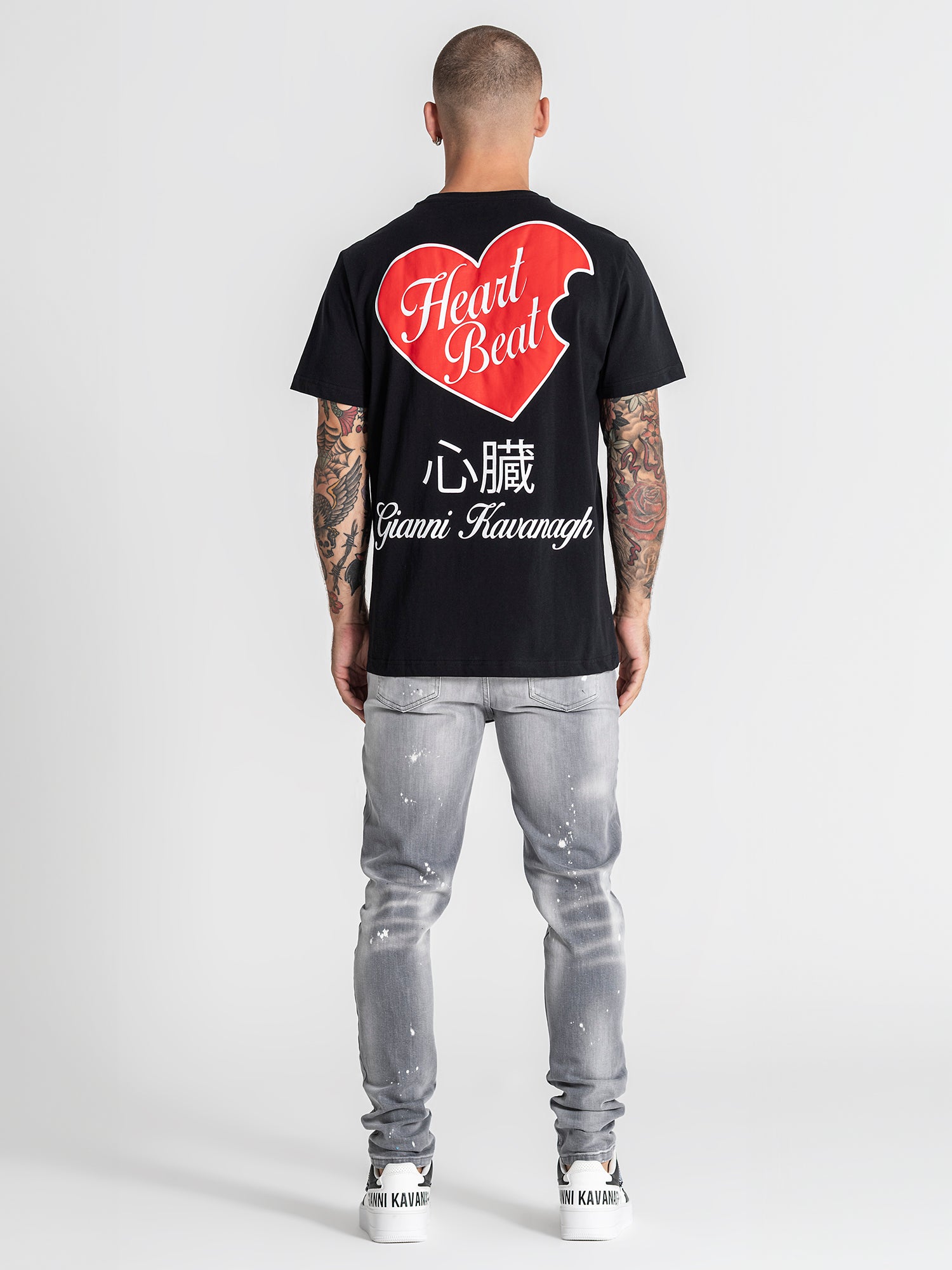 t-shirts / Black Heart Tee