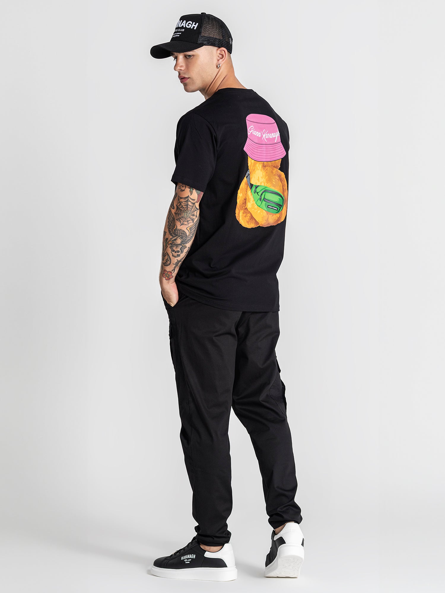 t-shirts / Black Bear Tee