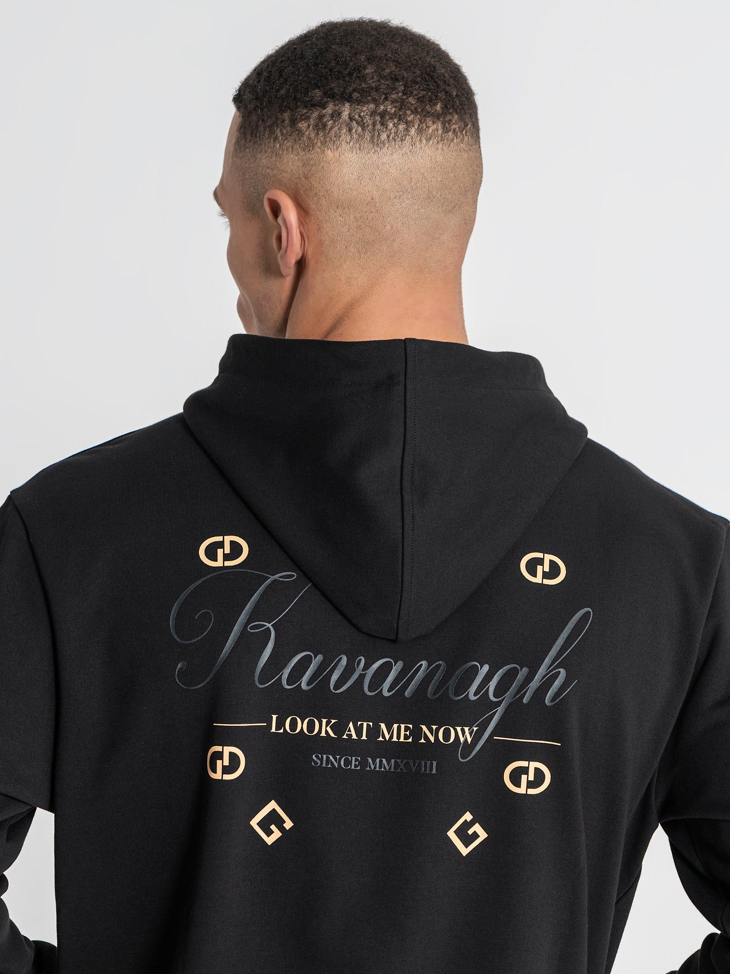 hoodies / Black Look at me now Hoodie