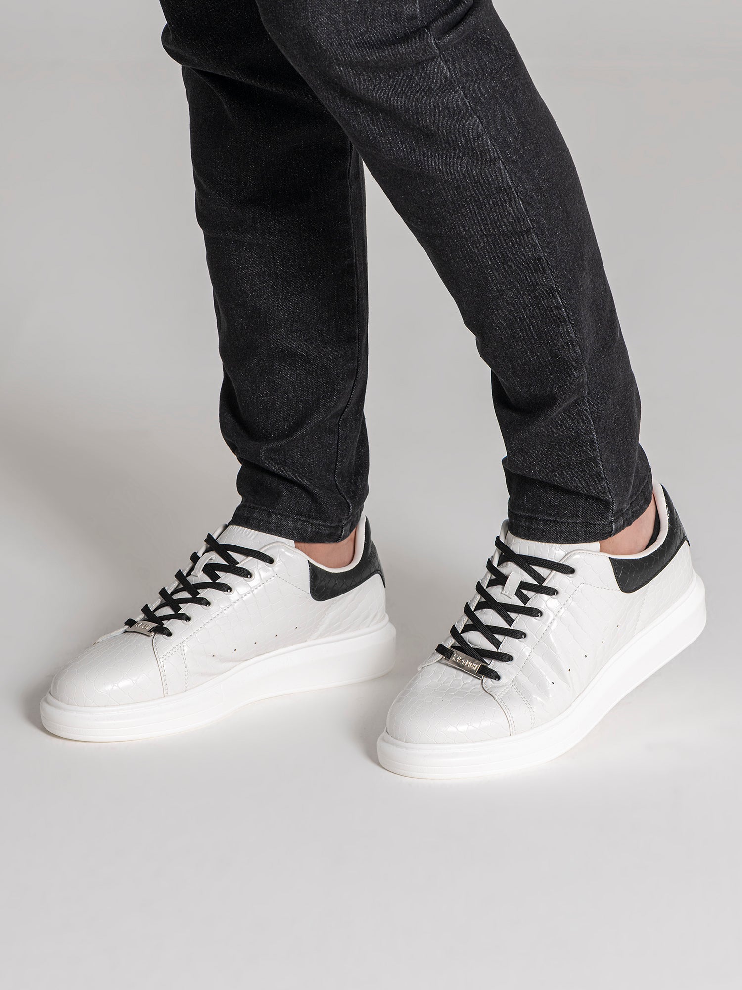 sneakers / White Elevated Block Sneakers