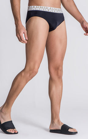 Sungas Capri Pretas